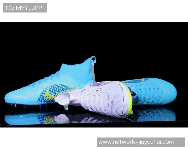 职业足球鞋钉的选择与使用技巧提升球场表现的关键因素分析